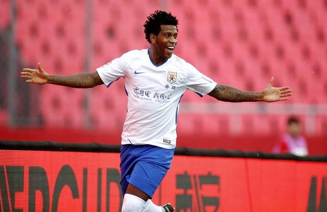  欧洲豪门激战正酣，足坛格局再生变局