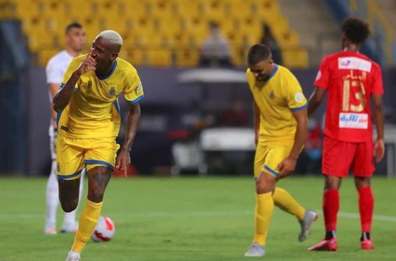  浙江东阳光外线发威射落广州龙狮