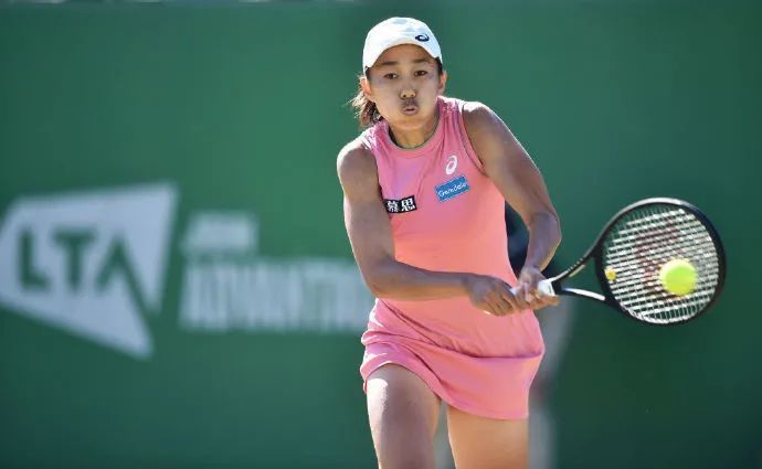  中国金花双打建功，段莹莹/郑赛赛法网夺冠