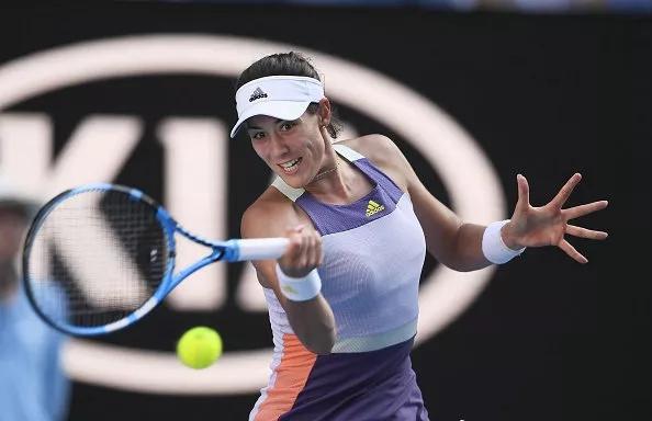  穆古鲁扎状态回暖，马德里大师赛折桂