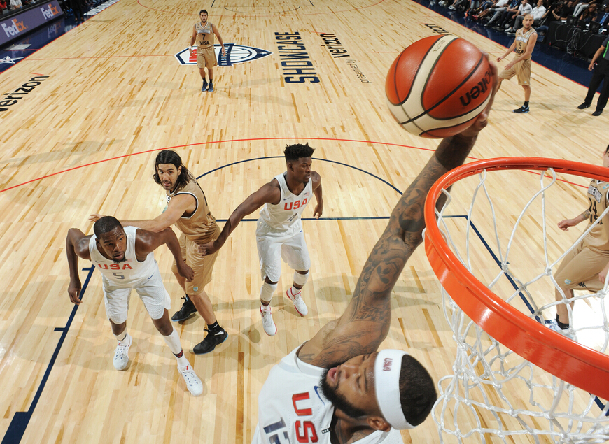  内线巨无霸统治禁区彰显绝对实力