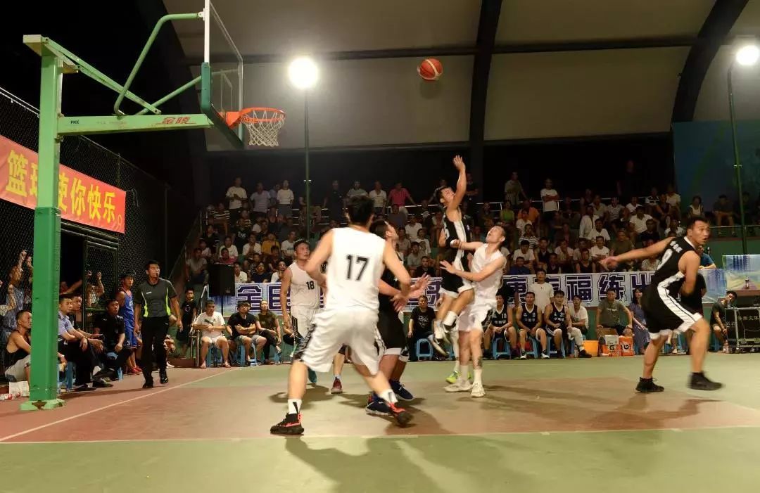  城市业余联赛圆满结束，民间高手上演精彩攻防大战  