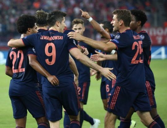  德甲霸主拜仁慕尼黑豪取连胜