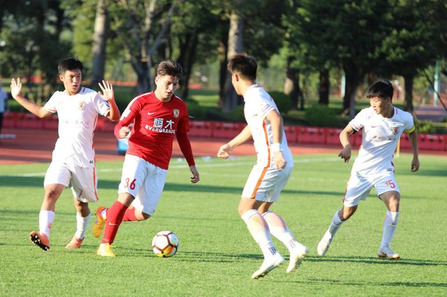  足校毕业生集体爆发，青训成果彰显价值